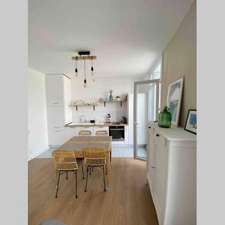 Sur Le Bord Du Quai Apartamento Sète Exterior foto