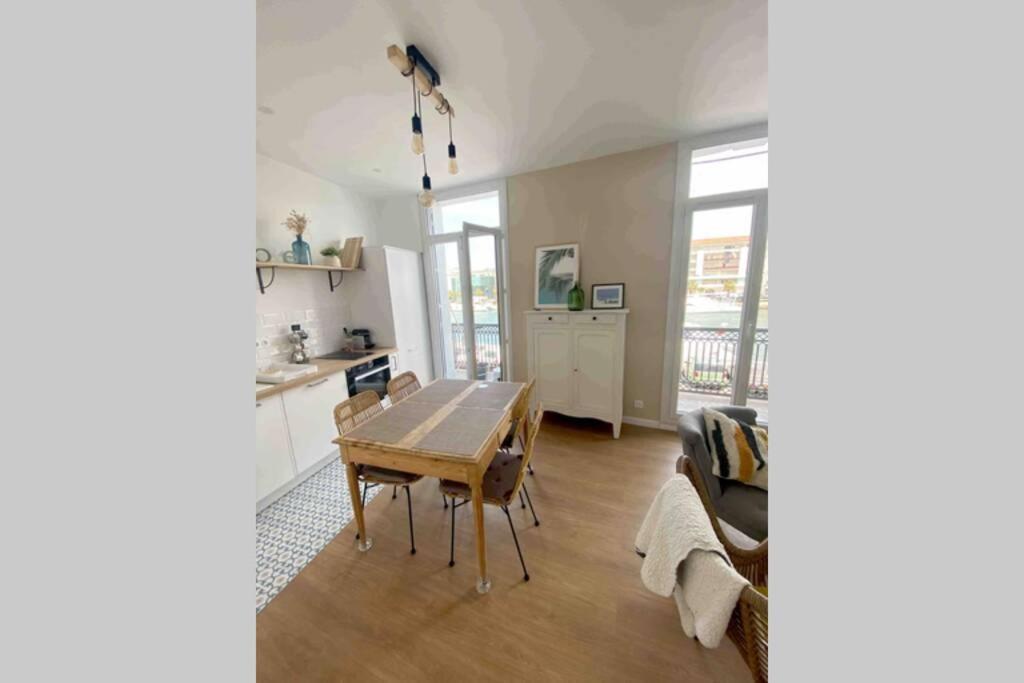 Sur Le Bord Du Quai Apartamento Sète Exterior foto